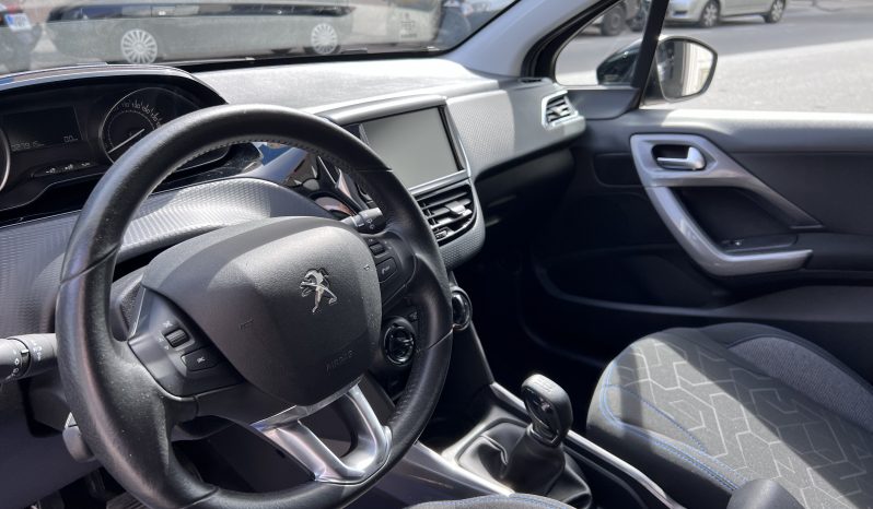 PEUGEOT 2008 1.6 HDI 100CV lleno