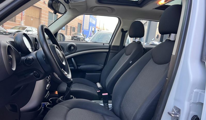 MINI COUNTRYMAN lleno