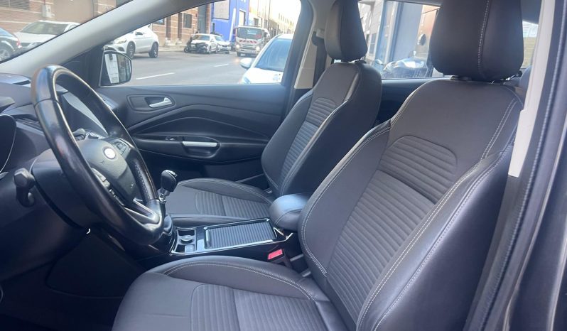 FORD KUGA lleno